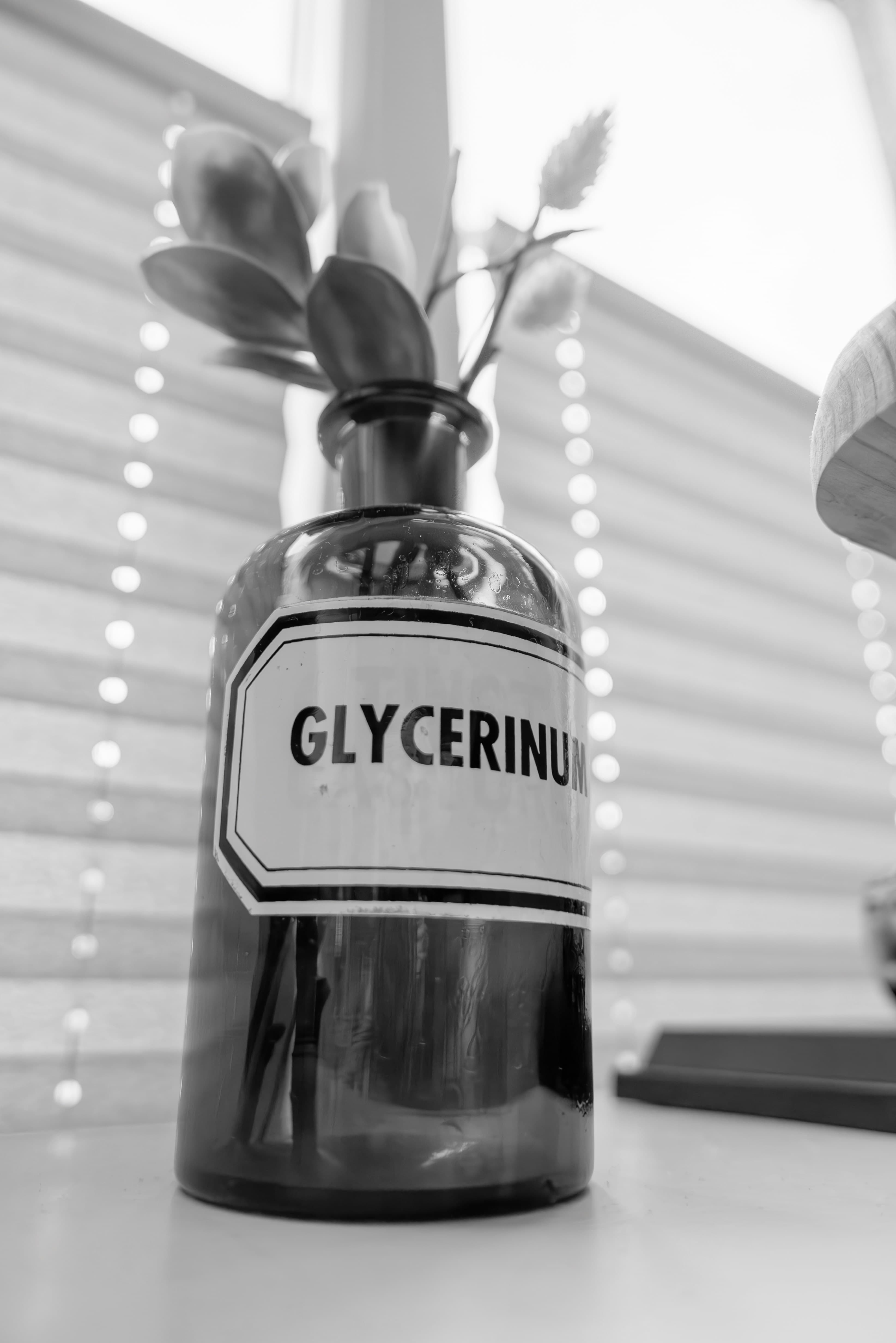 Glycerin Pharmaceutical Grade: Escort Convoy and the Palm Versus Petrochemical Origin Decision